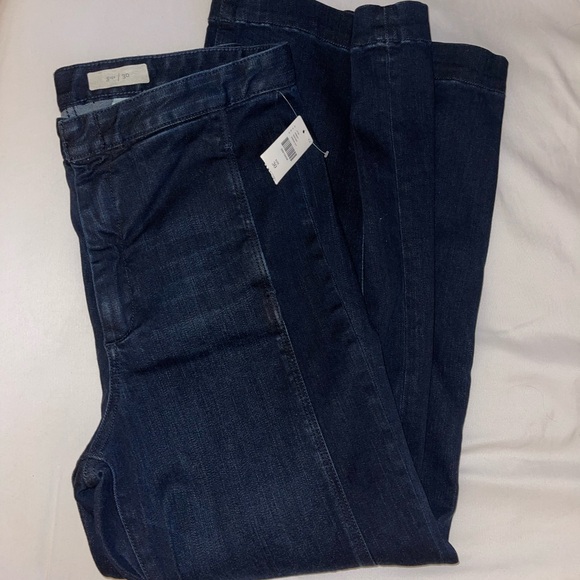 Pilcro Skipper Style High-Rise Crop Wide-Leg
Jeans: Seamed 30-NWT - Picture 2 of 5